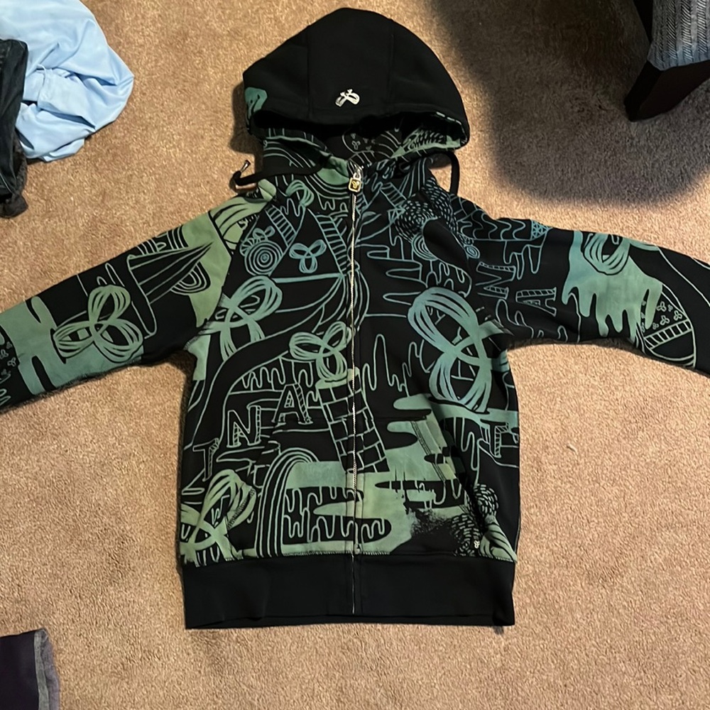 Euc TNA graphic full zip hoodie.